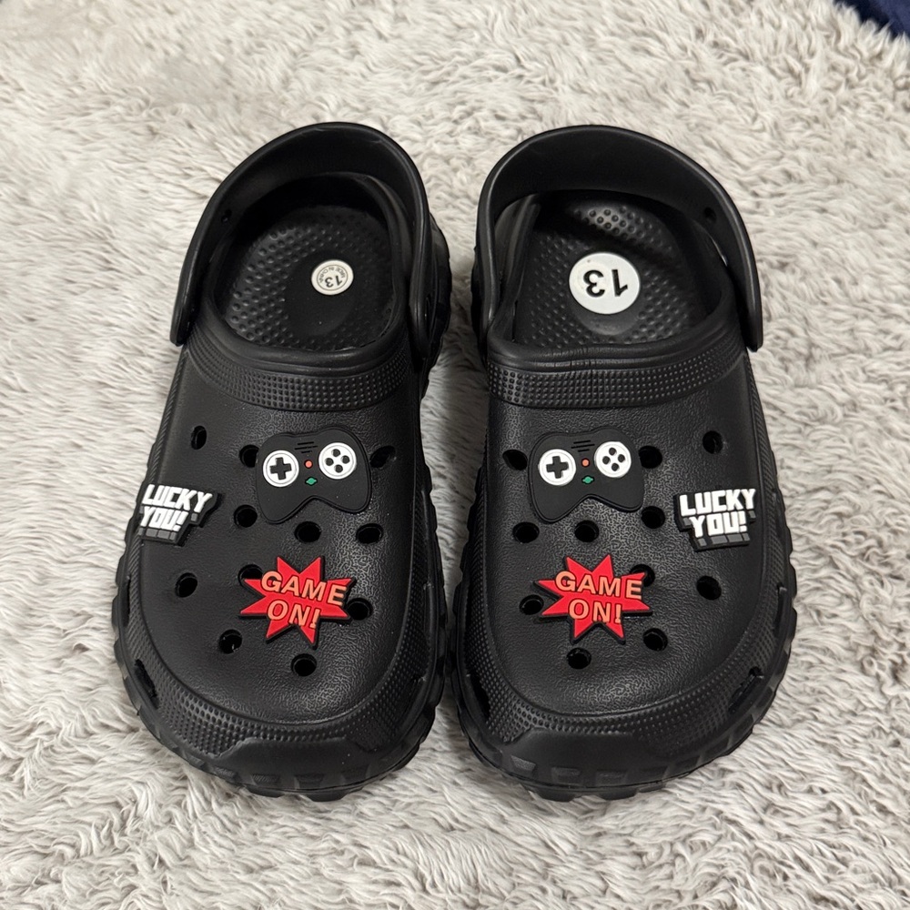 Black Gaming Clogs with Game On Design